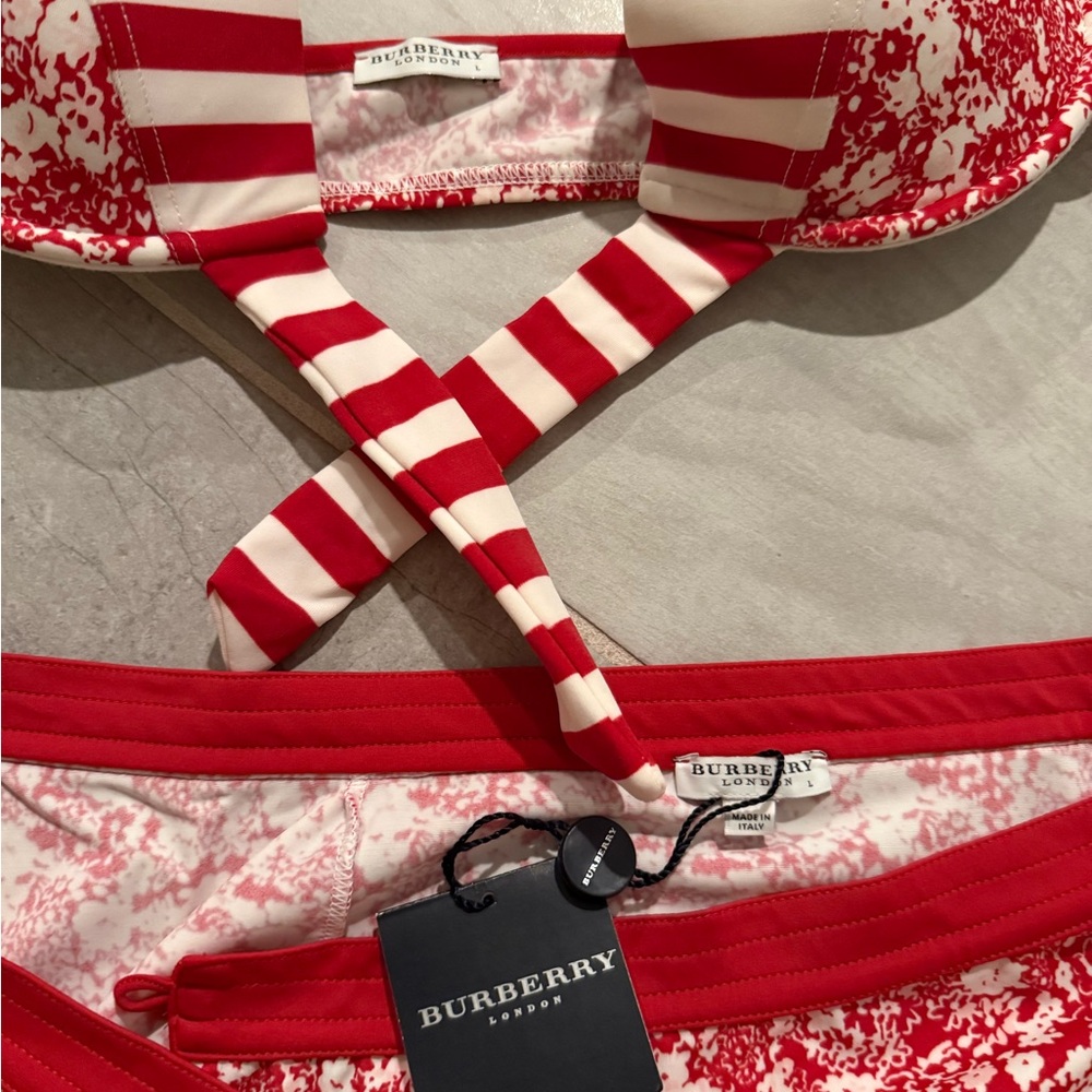 New 💯 % authentic Burberry swimming suit. Size L. - Picture 2 of 9